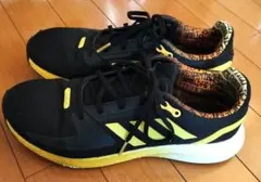 adidasコアランナー ランニングシューズ