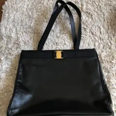 フェラガモ　ビジネスバック