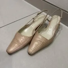 COMME CA DU MODE バックストラップパンプス ピンクベージュ