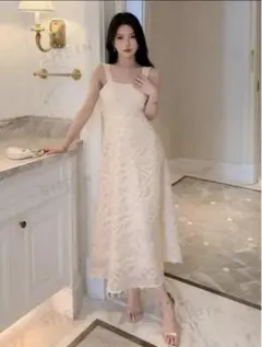 DAZY 無地柄 クリーム色 レース キャミドレスワンピース