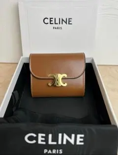 CELINE トリオンフ　コイン入れ付きコンパクトウォレット