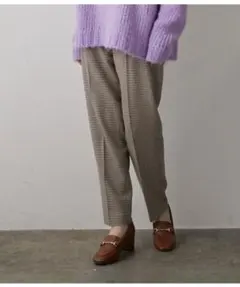 VIS ウォッシャブル　テーパードパンツ クロップドパンツ　ブラウン　ベージュ