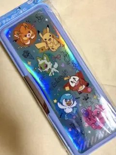 【新品・未使用】ポケモンホログラムふでばこ 箱型　両面開き