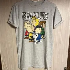 PEANUTS スヌーピー　Tシャツ
