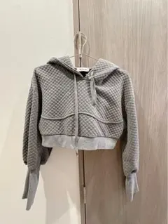 【美品】MELT THE LADY パーカー グレーのサムネイル