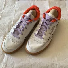 reebok club c スニーカー