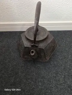 Item thumbnail for item 64edd81e-c79d-4d0f-b10e-8a72e8c265cc