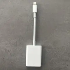 SDカードリーダー　Apple純正品　Lightning A1595