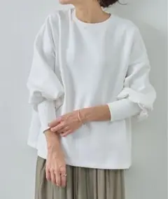 【23SS】BEARDSLEY ダンボールパフスウェットプルオーバー 白