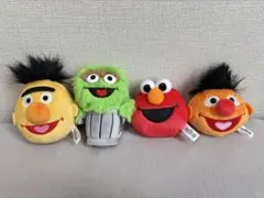 新品未使用 セサミストリート 人形キーホルダー4点セット