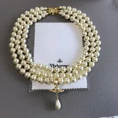 vienne Westwood 三連パール立体　オーブネックレス