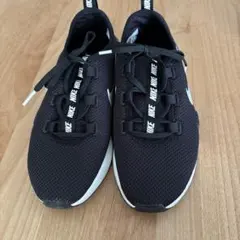 NIKE スニーカー ブラック ホワイト23.0のサムネイル