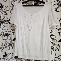 TO BE CHIC ホワイト Tシャツ レース装飾のサムネイル