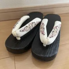 花柄刺繍の下駄