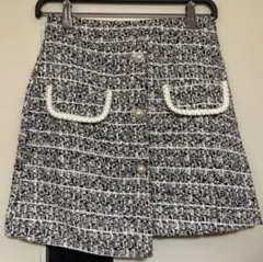 新品タグ付き 定価の半額以下！フロントボタン ツイード風 フレアミニスカート