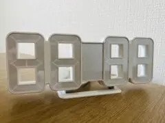 デジタル置時計 ホワイト