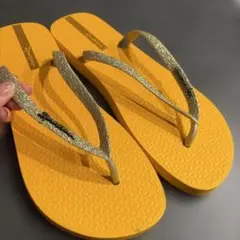 Ipanema ビーチサンダル イエロー ラメ　イパネマのサムネイル