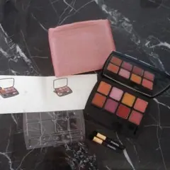 未使用CHANEL アクアルミエール パレットメイクアップカラーのサムネイル