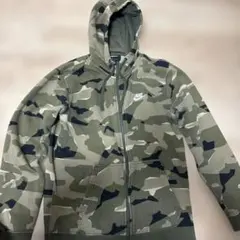 サ*ュ様 NIKE ナイキ ジップアップパーカー 迷彩 フーディー カモ柄 刺繍