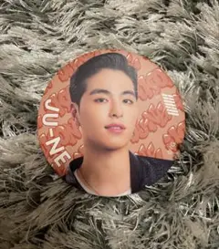 ☆即購入OK☆iKON JU-NE ジュネ グッズ 缶バッチ等 まとめ売り 2025年最新】ikon ジュネ 缶バッジの人気アイテム - メルカリ
