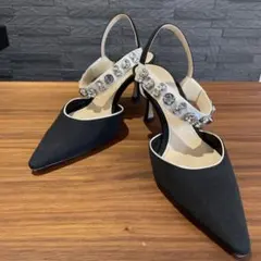 ZARA ビジュー付き黒ポインテッドトゥハイヒール　37サイズ