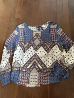 DIVIDED H&M エスニック柄 長袖ブラウス