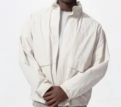 UNIQLO ウインドプルーフスタンドブルゾン　オフホワイト