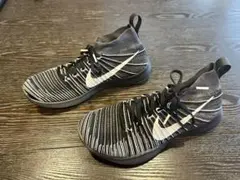 Nike フライニット　Free Train Force US9 27cm