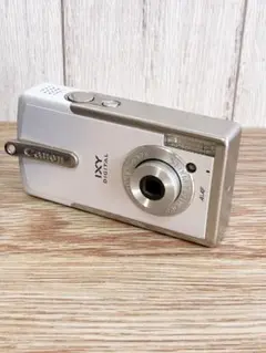 【完全新品】未使用キャノン　IXY L IIワイン +未使用AW-DC10 完全新品】未使用キャノン IXY L IIワイン +未使用AW-DC10 完全