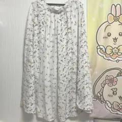 花柄 ロングフレアスカート ホワイトのサムネイル