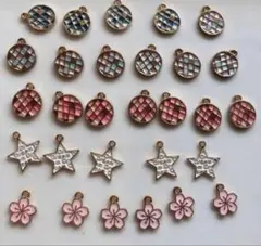 【SALE 205 】メタルパーツ　チャーム 29個セット
