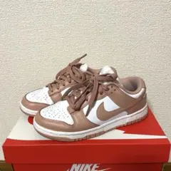 NIKE スニーカー