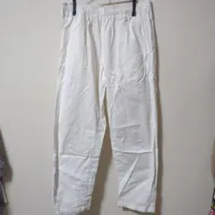 ホワイトパンツ 内側のゴムでウエスト調節！リラックスカジュアルパンツ