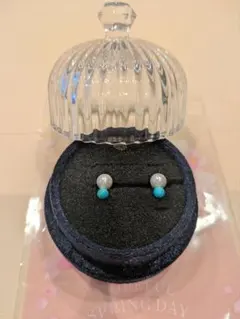 パールとターコイズの両耳用ピアス