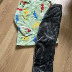 ピクミン フリースパジャマセット