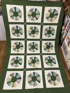 値下げ！手縫いパッチワーク ベッドカバー(特大) 230×130㎝ おまけ付き