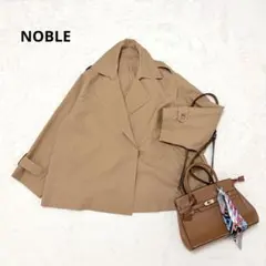 【完売品】NOBLE 2024 ライトフルクロスハーフコート キャメル サイズFのサムネイル