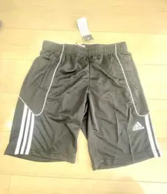 adidas CLIMACOOL ダークグレー ショートパンツ Ｍサイズ