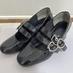 眞白ありす×しまむら ハートバックル二連ベルトエナメルパンプス 黒 ブラックのサムネイル