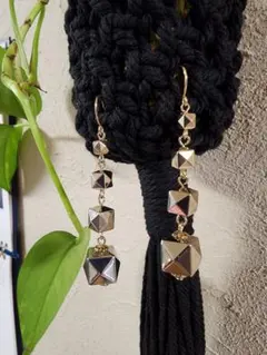 フック ピアス ゴールド