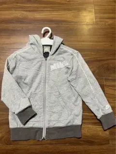 NIKE フルジップパーカー 110サイズ グレー