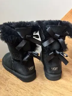 UGG ブラック リボン付きブーツ アグ　ボア　 22cm ムートン