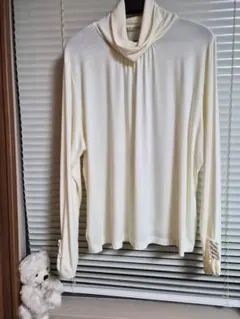 新品未使用・希少46【ローズティアラ】袖口リボン・ディテールのカットソー