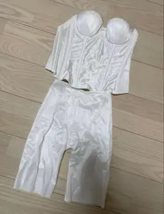 ブライダルインナー　コルセット　ショーツ　セット　E70