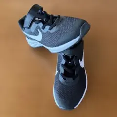 Nike ブラック スニーカー ベルクロ付き