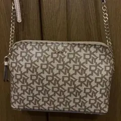 DKNY ショルダーバッグ