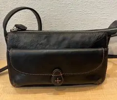【超美品】LILY　レディース　ショルダーバッグ　本革レザー　黒