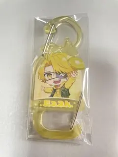 カラフルピーチ　アクリルカラビナコレクション　たっつんのサムネイル