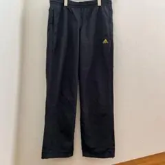 adidasトレーニングパンツ