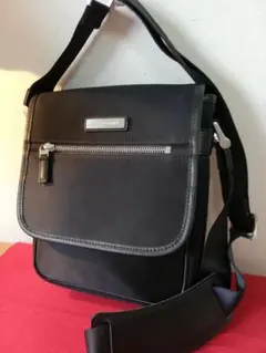 ★美品★バーバリー ショルダーバッグ 内側ノバチェック ロゴプレート ブラック